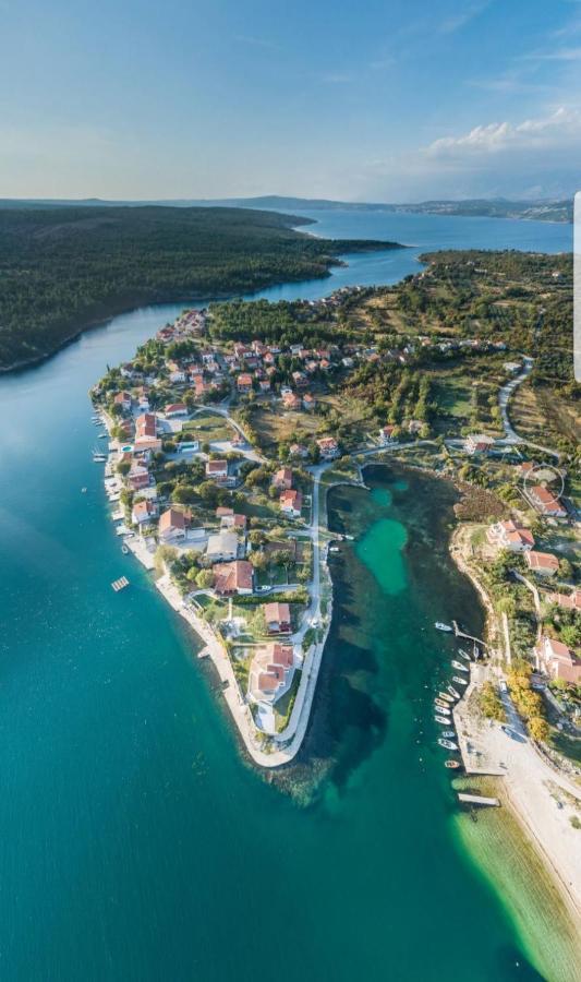 Apartmani Desnica Kruševo Exterior foto